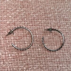 Kendra Scott Veronica Hoop Earrings in Silver